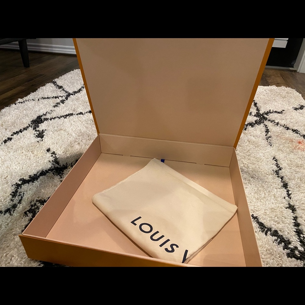 Louis Vuitton Neverfull GM tote - Picture 5 of 5